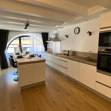 Le Royal 4 - For 4 People In The Center Apartmán *